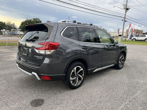 Used 2023 Subaru Forester Touring AWD/4WD image 6