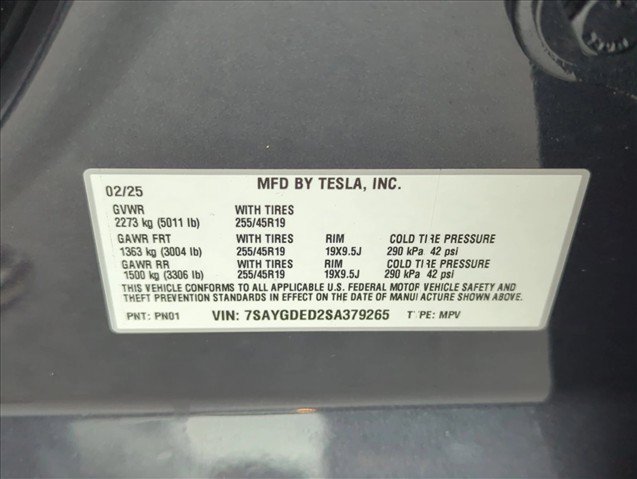 Used 2025 Tesla Model Y Long Range RWD image 23