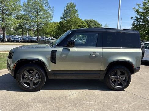 Used 2023 Land Rover Defender 90 X-Dynamic SE AWD/4WD image 10