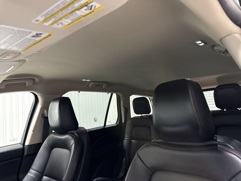 Used 2023 Lincoln Aviator AWD image 19