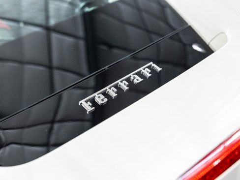 Used 2016 Ferrari 488 GTB RWD image 15