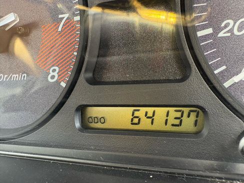 Used 1999 MAZDA MX-5 Miata RWD image 57