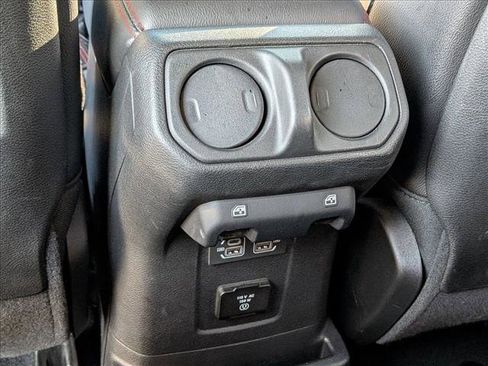 Used 2022 Jeep Wrangler Unlimited Rubicon w/ Steel Bumper Group image 21