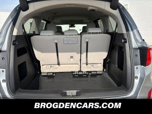 New 2026 Honda Odyssey EX-L image 9
