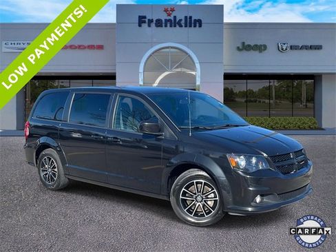 Certified 2018 Dodge Grand Caravan SE image 1