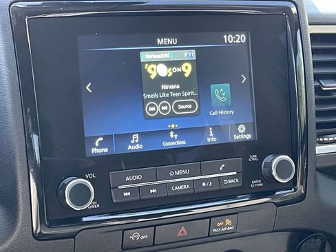 Used 2024 Nissan Frontier SV w/ Technology Package image 24