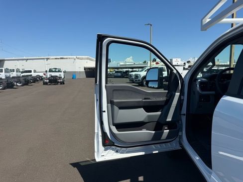 New 2026 Ford F350 XL w/ XL Chrome Package RWD image 21