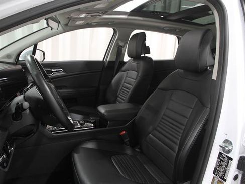 Used 2023 Kia Sportage SX AWD/4WD image 5