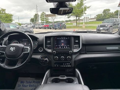 Used 2021 RAM 1500 Big Horn AWD/4WD image 2