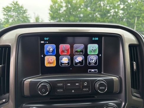 Used 2018 Chevrolet Silverado 1500 High Country AWD/4WD image 23