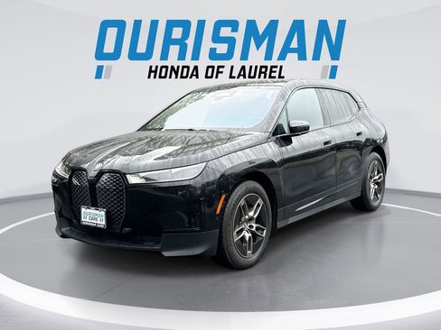 Used 2023 BMW iX xDrive50 AWD/4WD image 1