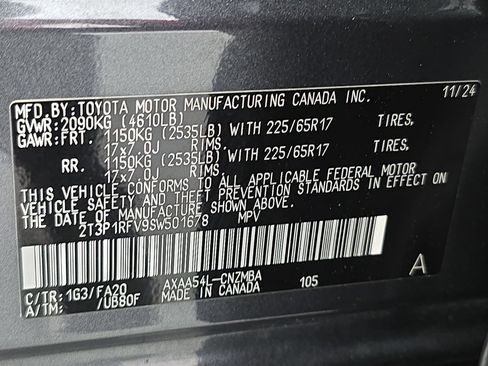 Used 2025 Toyota RAV4 XLE image 33