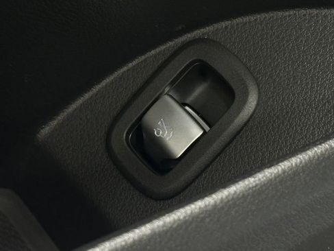 New 2026 Mercedes-Benz GLC 43 AMG 4MATIC image 12