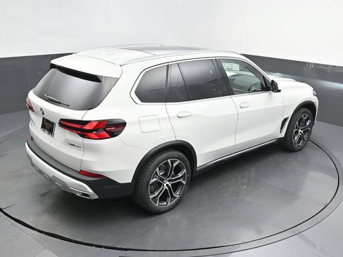 New 2026 BMW X5 sDrive40i w/ Climate Comfort Package RWD image 44