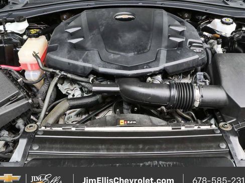 Certified 2023 Chevrolet Camaro LT RWD image 27