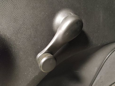 Used 2021 Chevrolet Spark LS image 27