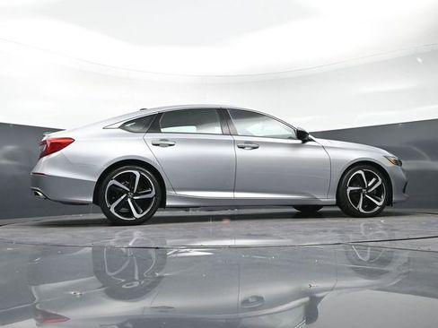 Used 2022 Honda Accord Sport image 29