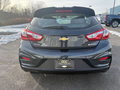 Used 2018 Chevrolet Cruze Premier image 5