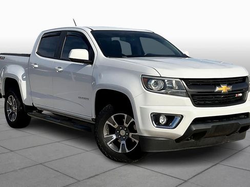 Used 2016 Chevrolet Colorado Z71 image 3