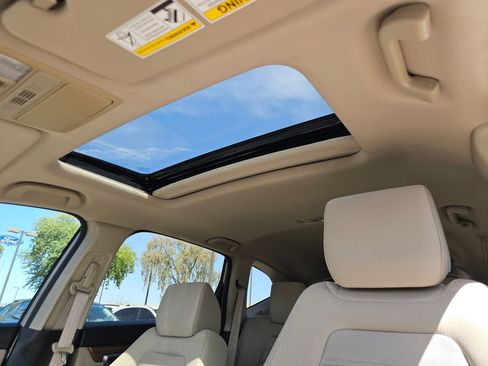 Used 2019 Honda CR-V EX image 19