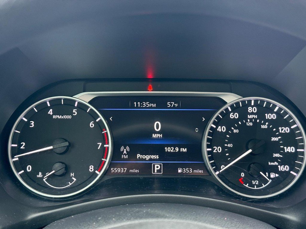 Used 2024 Nissan Sentra SV FWD image 16
