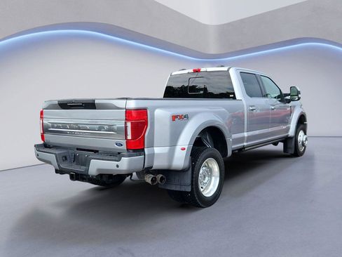 Used 2022 Ford F450 Platinum w/ FX4 Off-Road Package AWD/4WD image 3