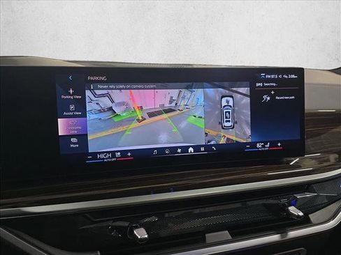 Used 2026 BMW X7 xDrive40i image 25