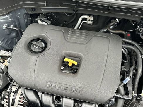Used 2025 Kia Soul LX FWD image 30