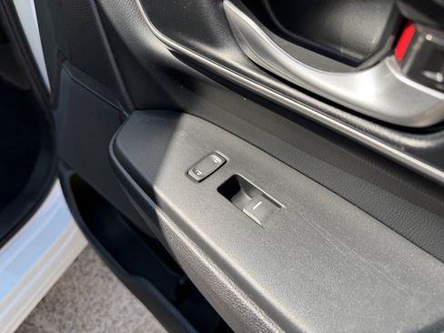 Used 2020 Honda CR-V Touring image 25