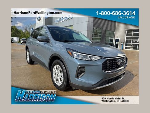 Used 2023 Ford Escape Active w/ Tech Pack #2 AWD/4WD image 1