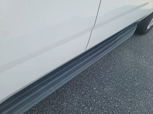 Used 2017 Chevrolet Tahoe LT image 7