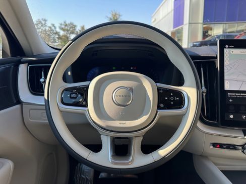 Used 2026 Volvo XC60 B5 Ultra w/ Protection Package Premier AWD/4WD image 14