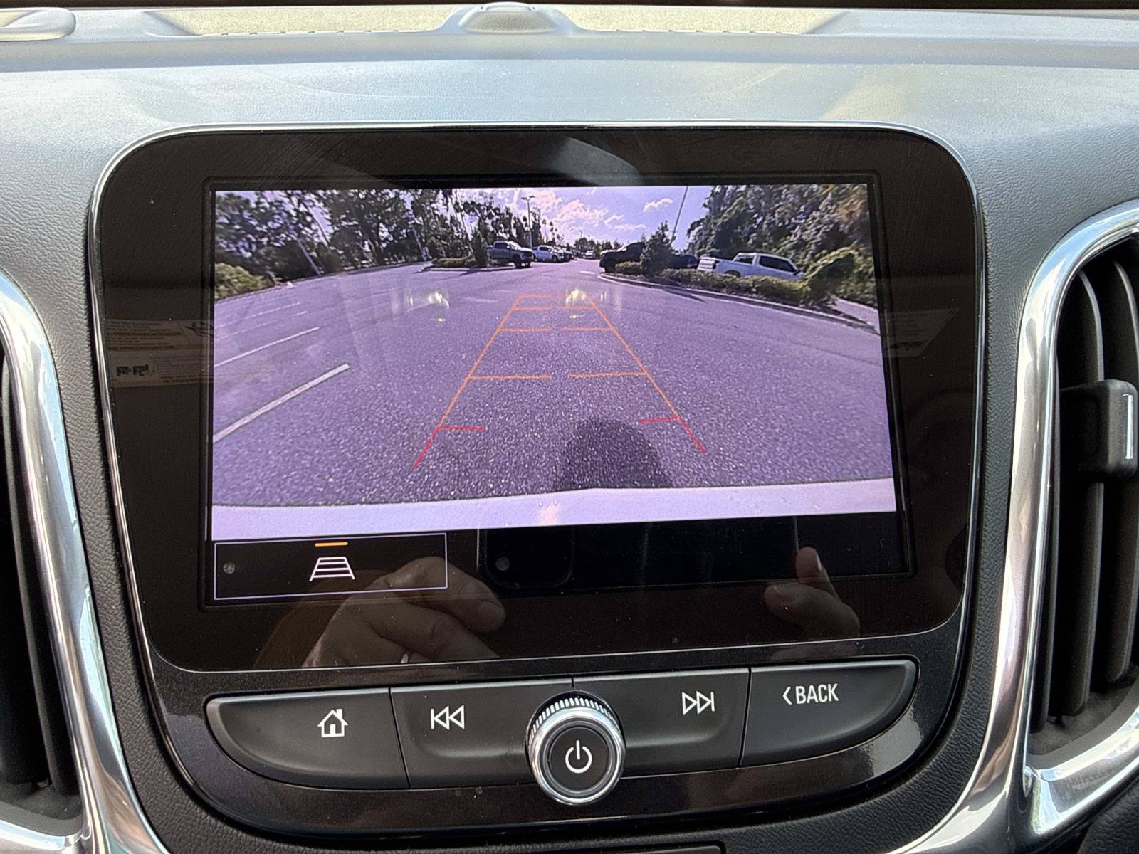Used 2023 Chevrolet Equinox Premier FWD image 25