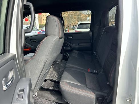 Certified 2022 Nissan Frontier PRO-4X w/ Technology Package image 12