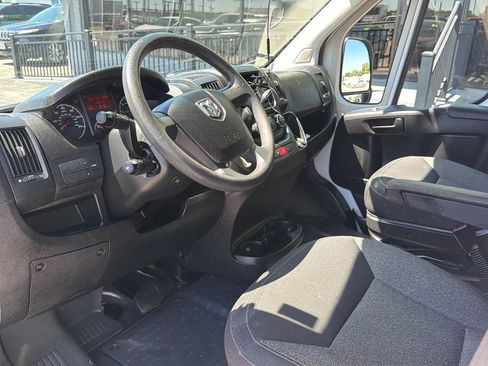 Used 2016 RAM ProMaster 2500 w/ Interior Convenience Group FWD image 7