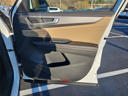 New 2026 Volkswagen Atlas Cross Sport SE image 27