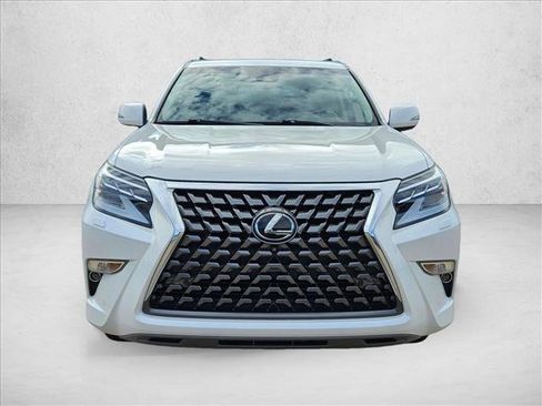 Used 2020 Lexus GX 460 Luxury image 2