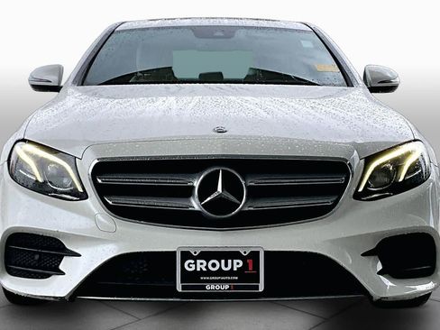 Used 2017 Mercedes-Benz E 300 image 4