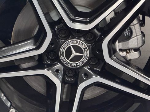 Used 2025 Mercedes-Benz GLA 250 image 18