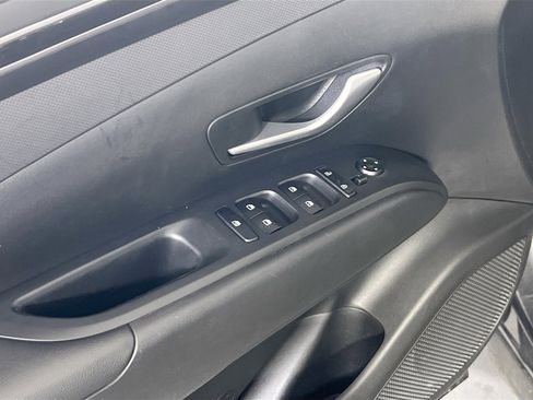 Used 2023 Hyundai Tucson SEL image 17