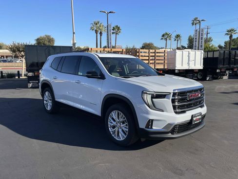 New 2026 GMC Acadia Elevation w/ Elevation Premium Package image 3