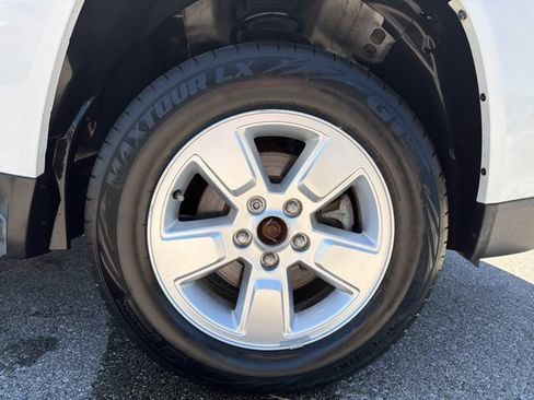 Used 2014 Jeep Compass Sport FWD image 29