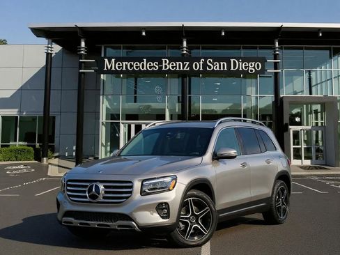 New 2026 Mercedes-Benz GLB 250 image 1