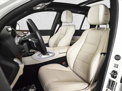 Certified 2025 Mercedes-Benz GLE 450 4MATIC image 18