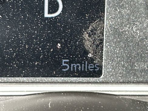 New 2025 Nissan Versa SV w/ Trunk Package image 39