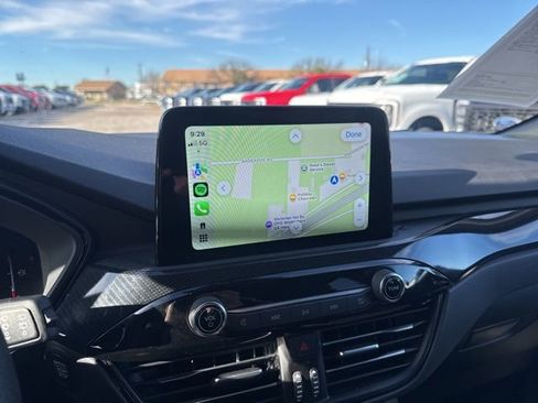 Used 2025 Ford Escape ST-Line image 3