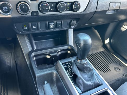Used 2023 Toyota Tacoma SR5 w/ Technology Package AWD/4WD image 24