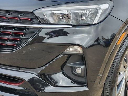 Used 2022 Buick Encore GX Select w/ Sport Touring Package image 16