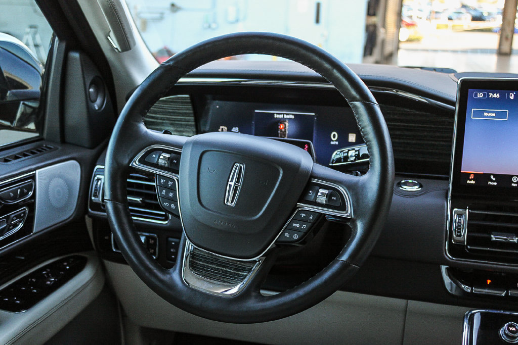 Used 2024 Lincoln Navigator Black Label AWD/4WD image 16
