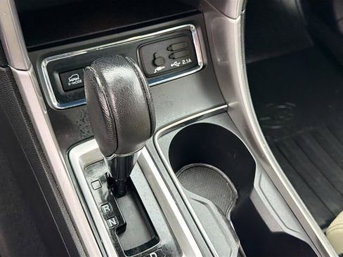 Used 2020 Subaru Ascent Limited w/ Technology Package image 17